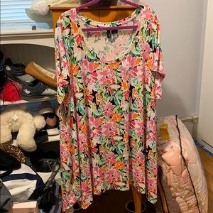 Tropical floral scoop neck shirt